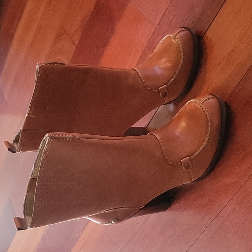 NEW Ninewest nicely dark natural boots sz 5.5